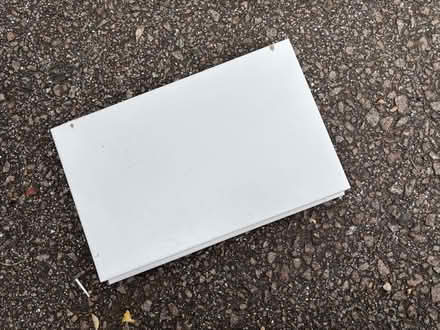 Photo of free White Tiles (Walsworth SG4) #1