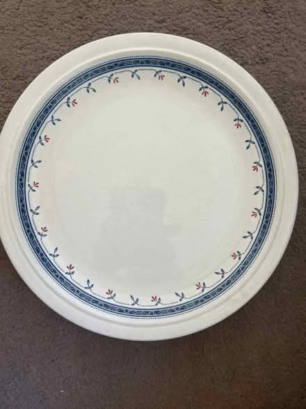 Photo of free Set of four large dinner plates (Barking IG11) #1