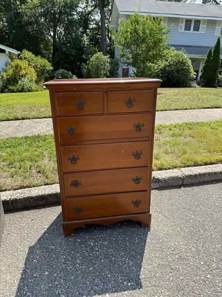 Photo of free Dressers (8 Eagle lane Hauppauge) #2