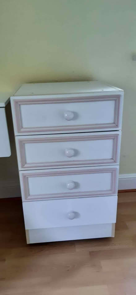 Photo of free Cabinet (Bramhall SK7) #1