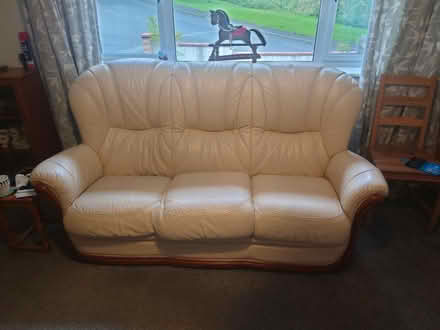 Photo of free 3 piece suite (Appleby-in-Westmorland CA16) #1