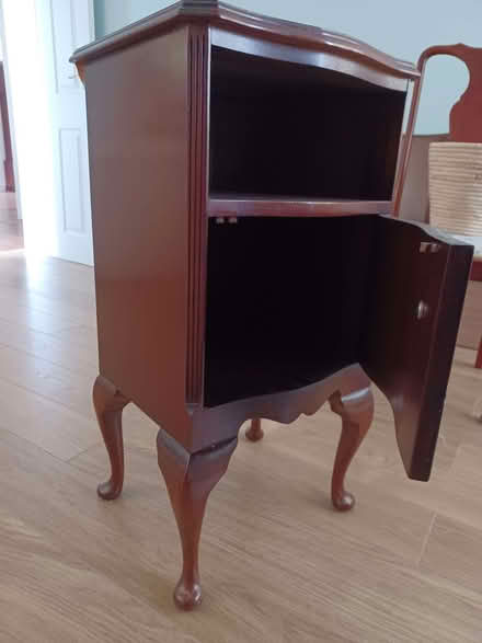 Photo of free Vintage wooden 1 door cabinet (Kidlington OX5) #3