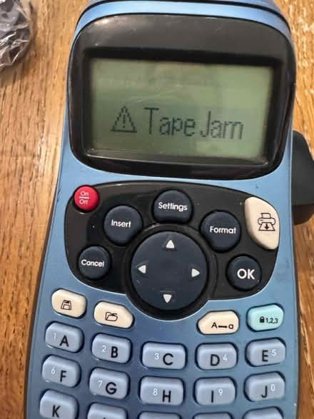 Photo of free Dymo Letratag label maker, jam erro (Morden, SM4) #2