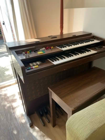 Photo of free Yamaha electro organ fully working (SE15) #2
