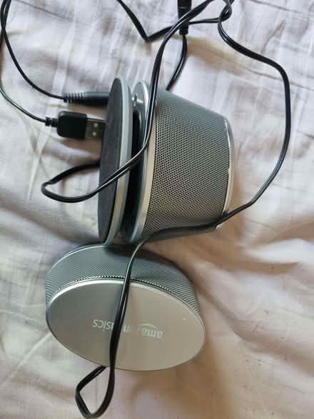Photo of free Amazon basics speakers ?working (HA0) #1