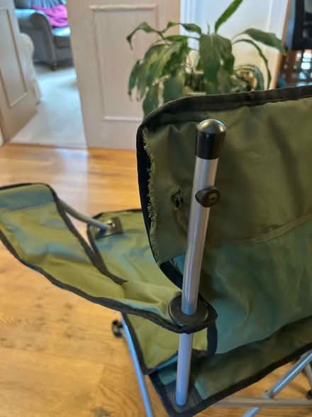 Photo of free Fold up chair, needs basic repair (Bloxham OX15) #1