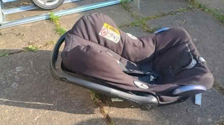 Photo of free Maxi Cosi baby car seat (Grange EH9) #2