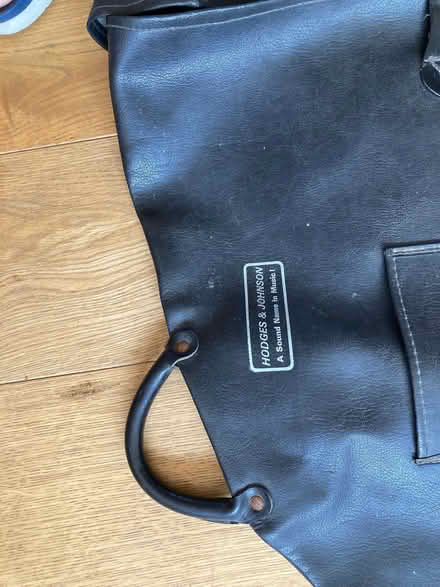 Photo of free Guitar case (Hadleigh SS7) #2