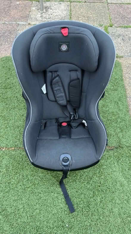 Photo of free Mamas & Papas 9-18kg Car seat (HA9 Wembley park) #1