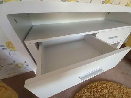 Photo of free Console table/computer table (Felpham (PO22)) #4