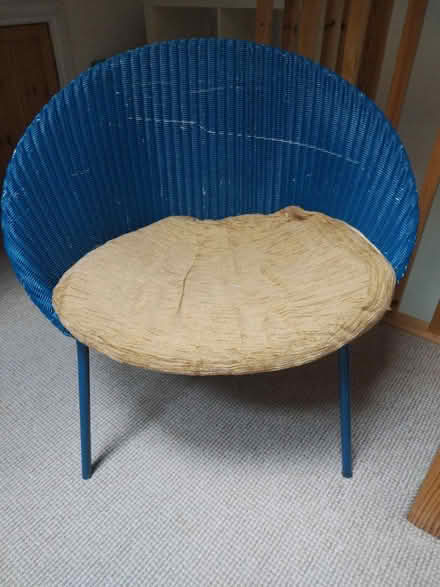 Photo of free Chair with cushion pad (Caton LA2) #1