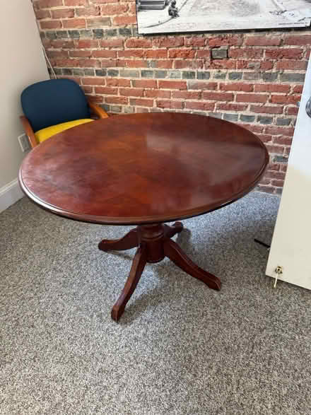 Photo of free Round wooden table (344 Nassau St, Princeton) #4
