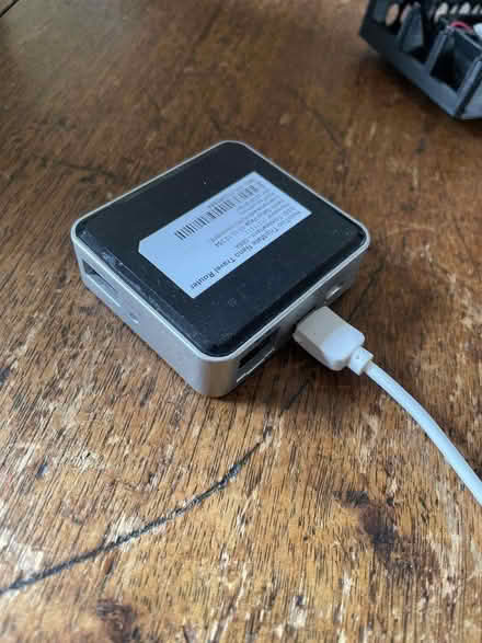 Photo of free HooToo battery wifi extender (Kennington SW8) #3