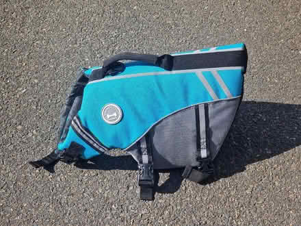 Photo of free Dog life jacket - medium (Godmanchester PE29) #1
