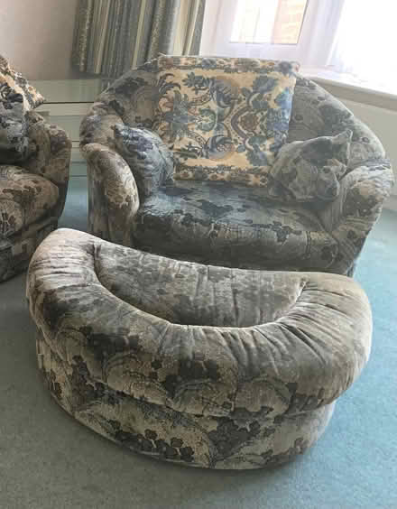 Photo of free 2 Armchairs and Footstall (Leverstock Green HP3) #1