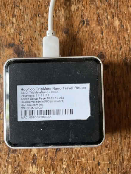 Photo of free HooToo battery wifi extender (Kennington SW8) #2