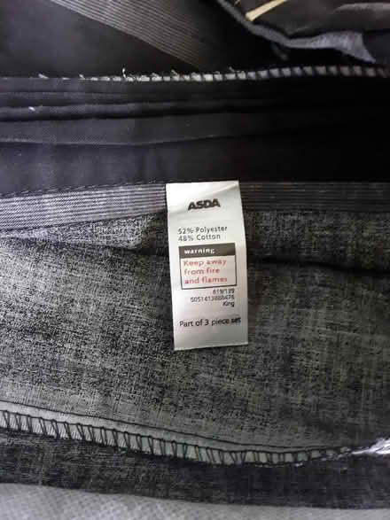 Photo of free King Size Polycotton Duvet Cover & 2 Pillowcases (CT15) #3