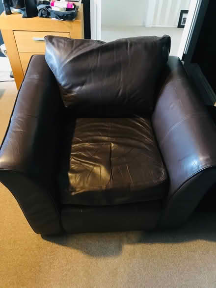 Photo of free Single large sofa (OX29) #1