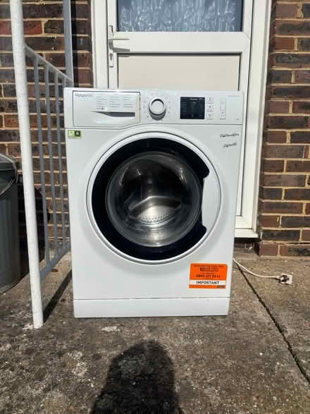 Photo of free Hotpoint washing machine (Horsham RH12) #1