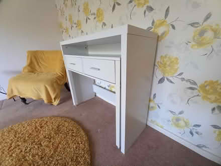 Photo of free Console table/computer table (Felpham (PO22)) #2