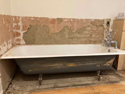 Photo of free Cast iron bath (New Marston OX3) #1