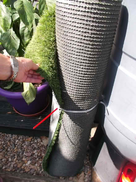 Photo of free artificial grass. (Bournes Green SS2) #1