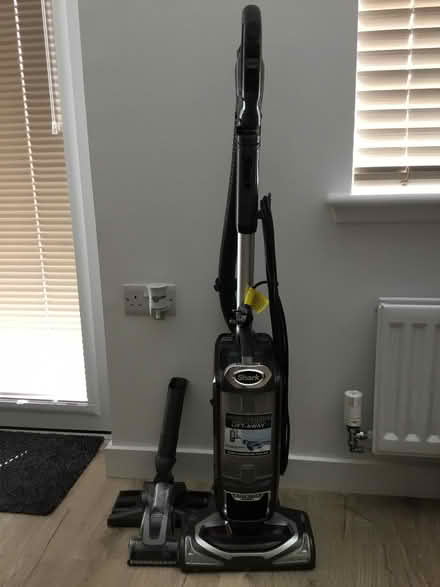 Photo of free Shark Upright Vacuum (Glenrothes KY7) #1