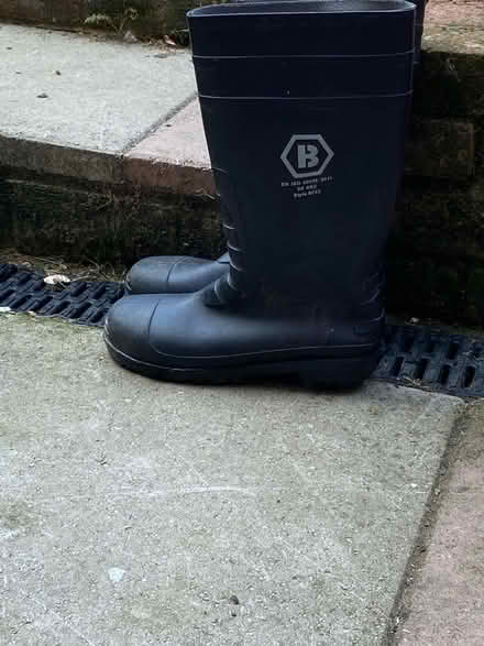 Photo of free Size 8 wellies (Southborough TN4) #1