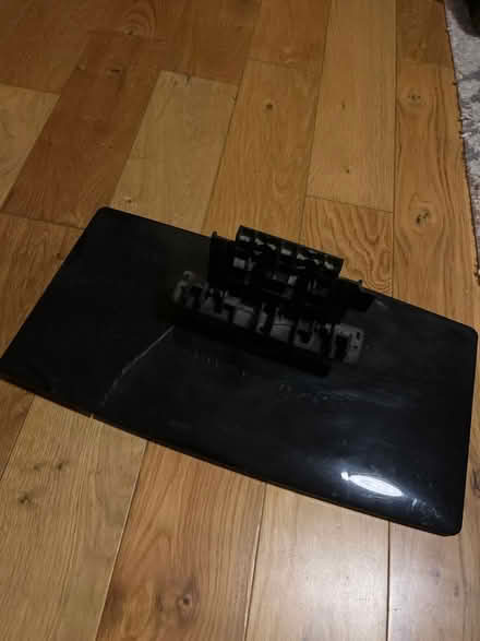 Photo of free TV stand (E2) #1