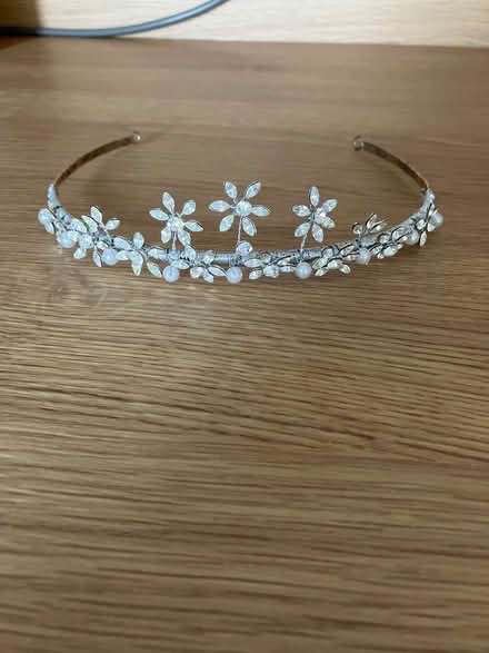 Photo of free Wedding Tiara (Aston CH5) #1
