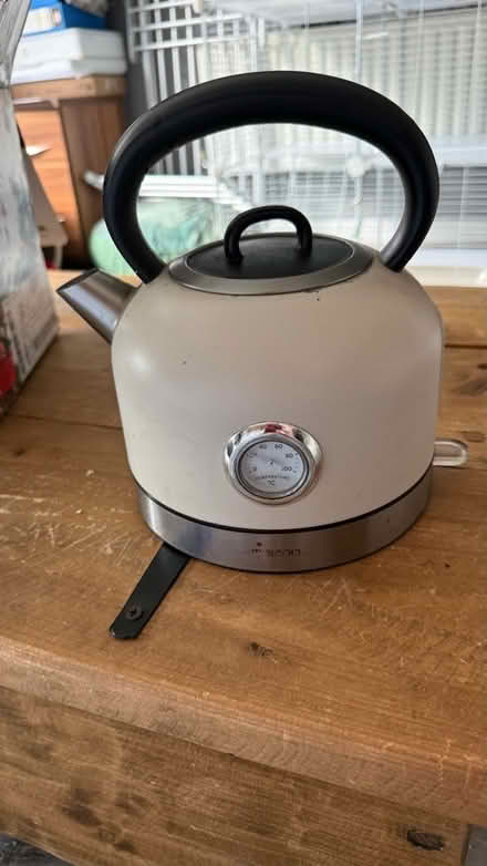 Photo of free Cordless kettle (Sale M33) #1