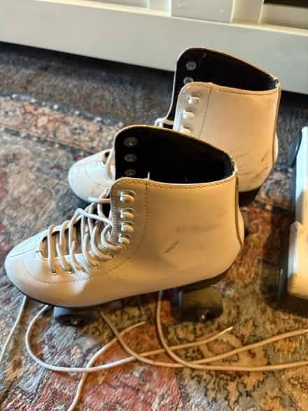 Photo of free Pair of white size 6 roller boots (Windsor SL4) #1