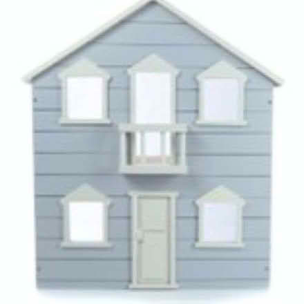 Photo of free Wooden dollshouse (Buxted TN22) #1
