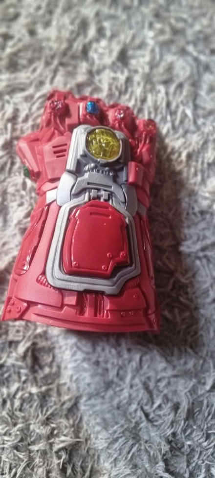 Photo of free Iron Man Fist (ilford) #2