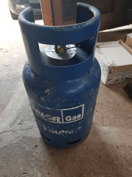 Photo of free Calor gas canister 7.5kg (Carlton NG4) #1