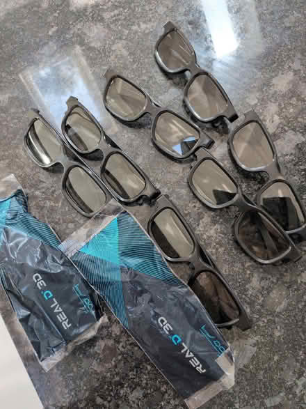 Photo of free 3D glasses (St Albans AL4) #1