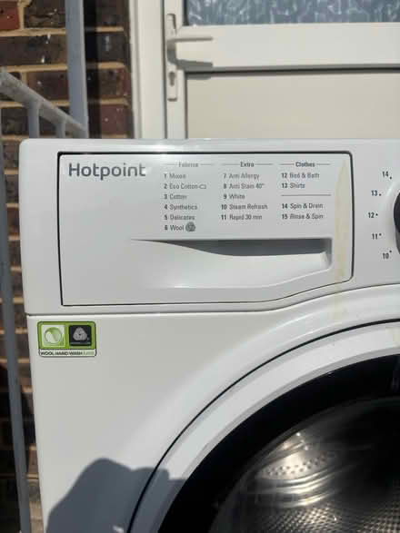 Photo of free Hotpoint washing machine (Horsham RH12) #2