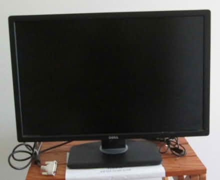 Photo of free 24 in. Dell monitor (Lawrence west side) #1