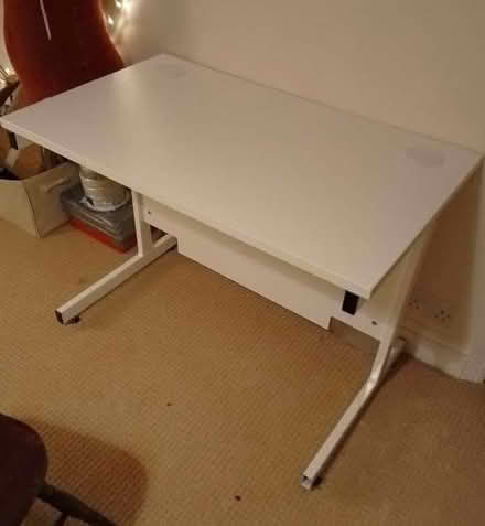 Photo of free Desk (Southgate N14) #1