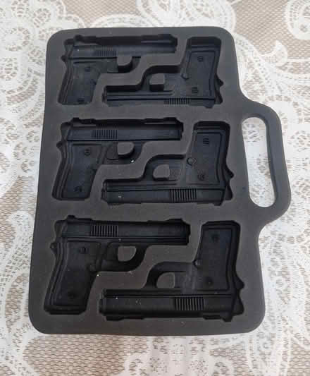 Photo of free Ice tray - Shoebury (Shoeburyness (SS3)) #1