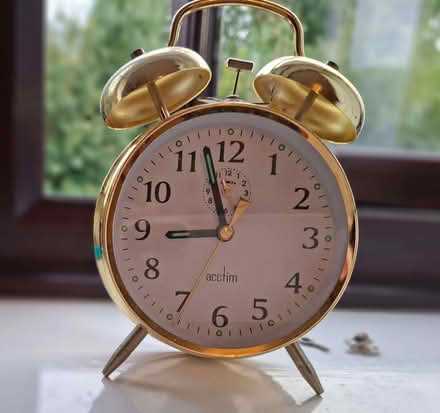 Photo of free Wind up alarm clock (Bilton CV22) #1