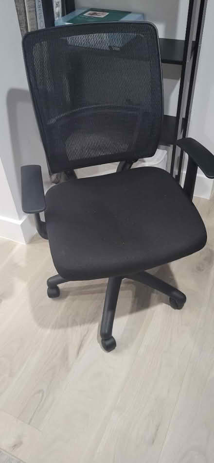 Photo of free Office chair (Petworth) #1