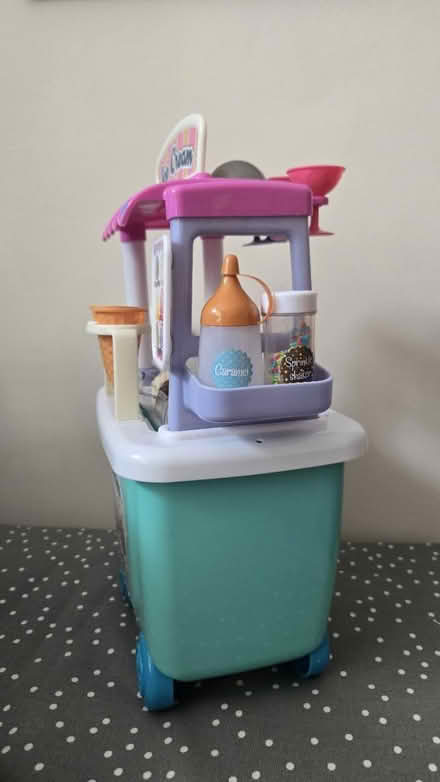 Photo of free Ice cream stand (Guildford) #2