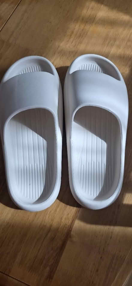 Photo of free Sliders (Women's) (Wood Green N22) #1