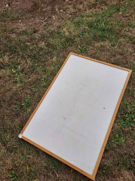 Photo of free Whiteboard (Cutteslowe OX2) #1
