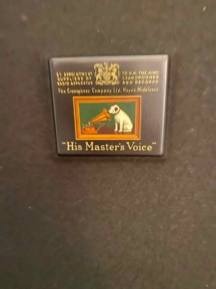 Photo of free HMV gramophone radio (Leicester LE3) #3