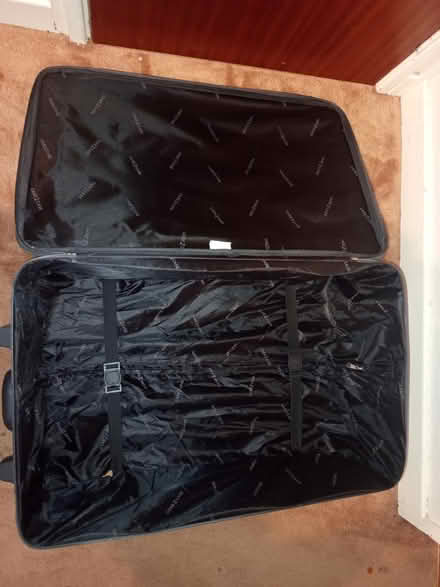 Photo of free Luggage Set (Shirley CR0) #4