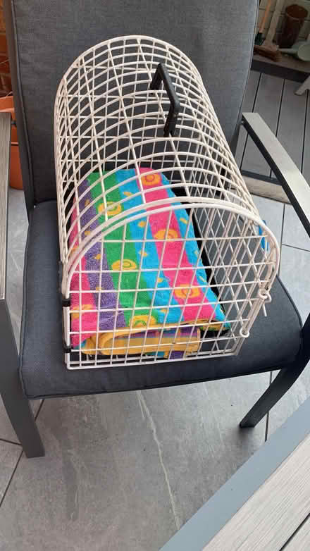 Photo of free Pet carry crate (Tyburn B24) #1