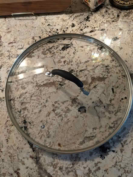 Photo of free Vented glass skillet lid (McKellar Park/Westboro) #1