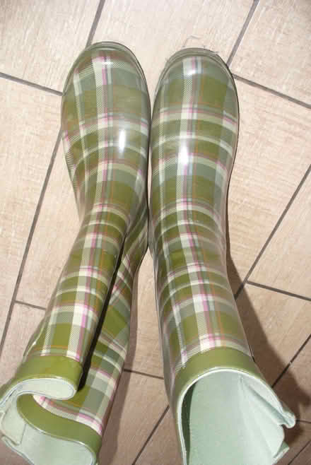 Photo of free Size 7 Wellies (Far Bletchley MK3) #1